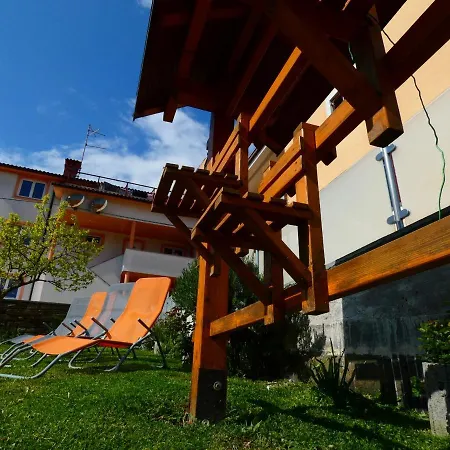 & Olive Oil Valuma * Koper