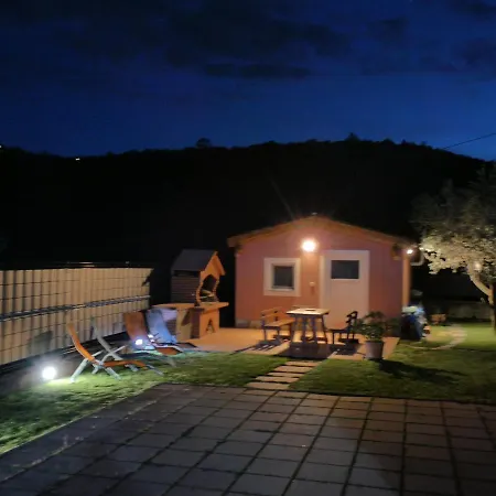 & Olive Oil Valuma Koper